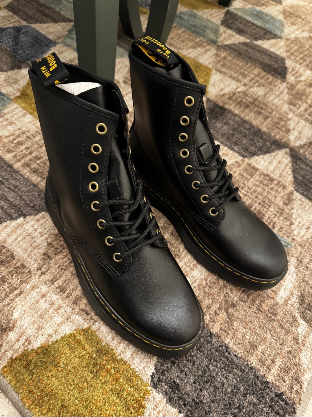 Dr. Marten’s ZAVALA BLACK UNISEX 7M / 8L Combat Boot